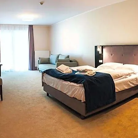 Sosnowe Wzgorze 3* Jastrzębia Góra