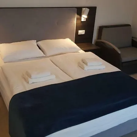 Sosnowe Wzgorze Panzió Jastrzębia Góra